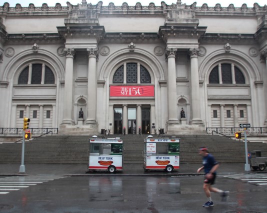 纽约大都会艺术博物馆8月29日恢复对外开放