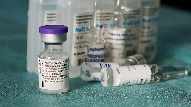 辉瑞-BIONTECH 5 岁以下疫苗的紧急使用授权申请