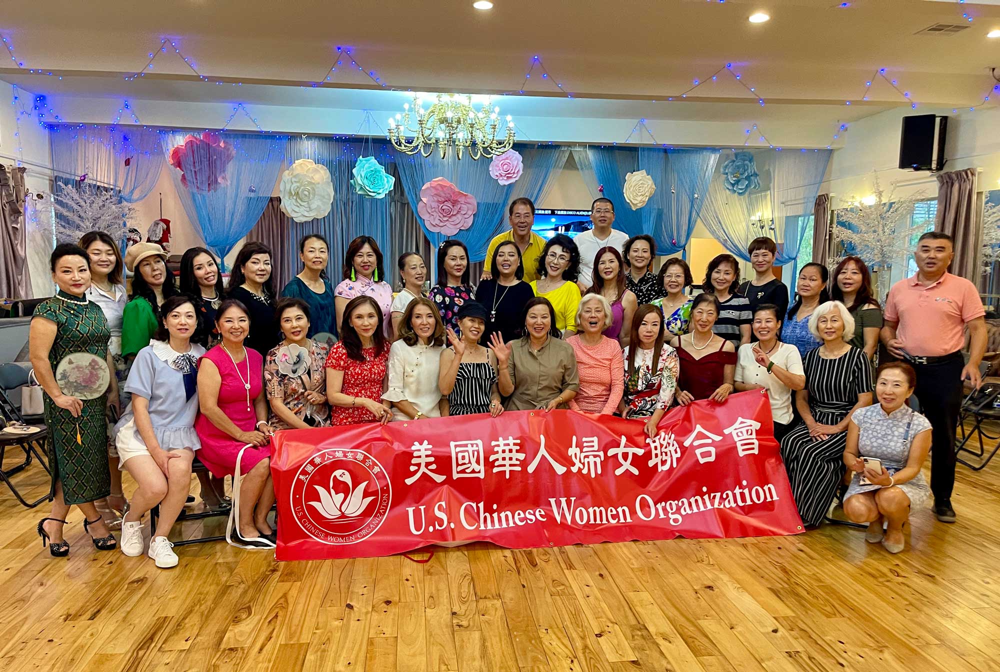 美国华人妇女联合会举办中秋联欢活动