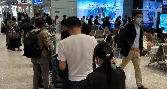中国2航班近半数旅客确诊 意大利祭出强制采检