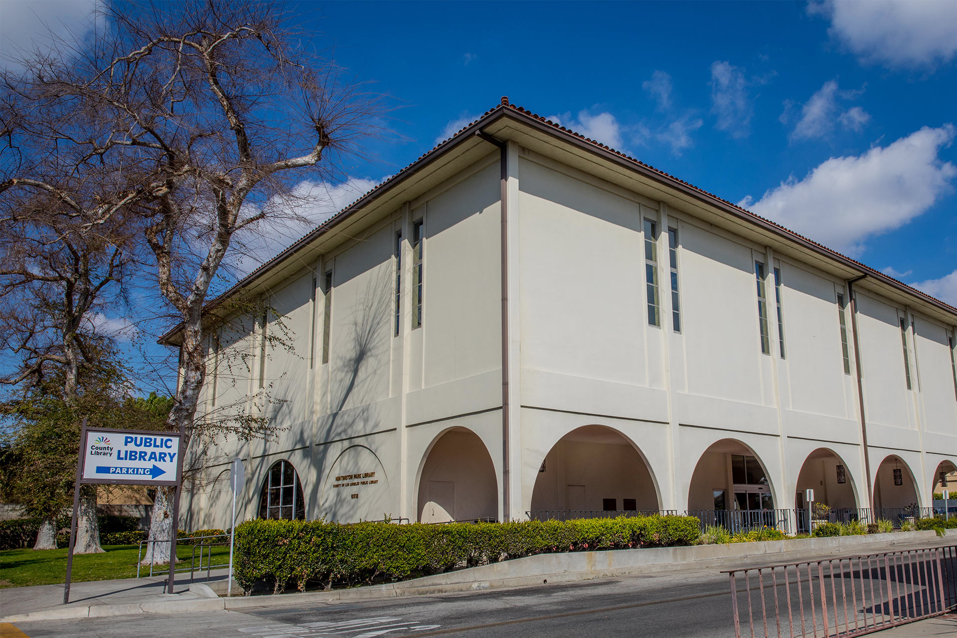 洛杉矶县有33座地震中处危险的建筑物 含杭庭顿图书馆