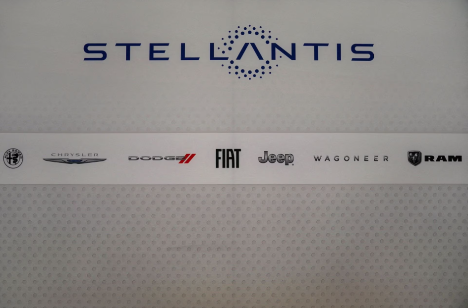 Stellantis全球召回21.9万吉普切诺基SUV