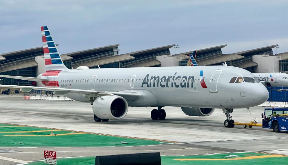 美国航空将对国际航线经济舱旅客收取托运行李费