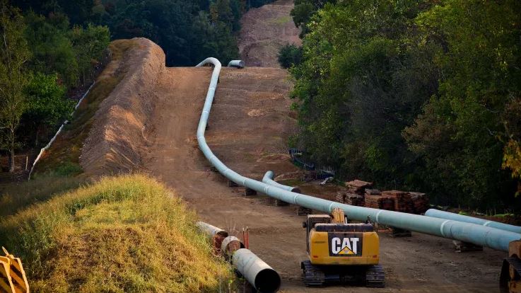 最高法院允许恢复“争议性”天然气管道工程