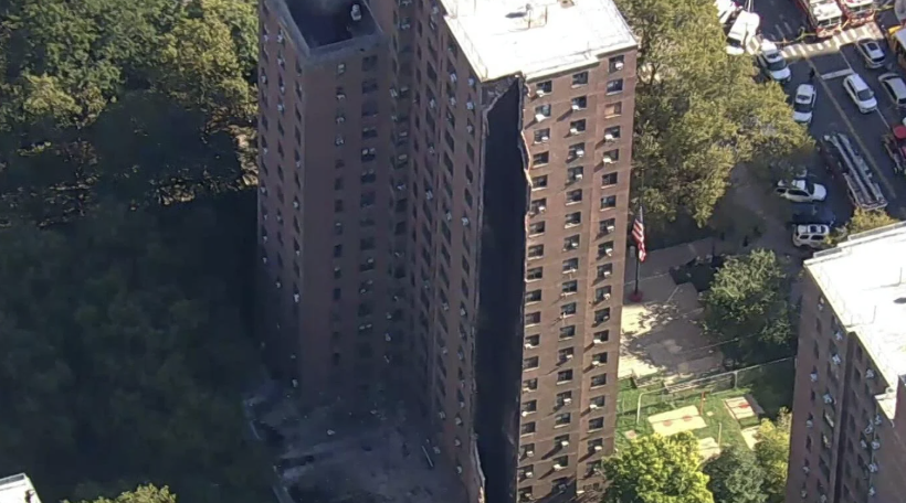 纽约公寓楼发生爆炸 部分建筑倒塌